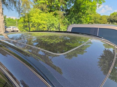 Used 2022 BMW X5 M AWD/4WD image 3