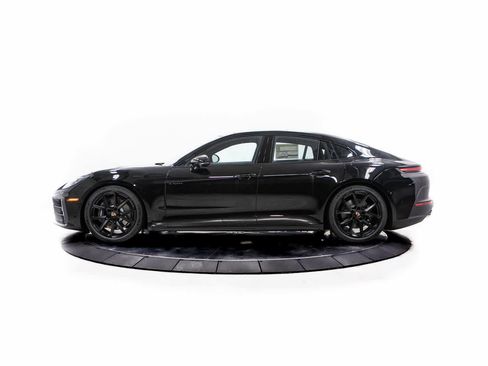 New 2026 Porsche Panamera 4 image 2