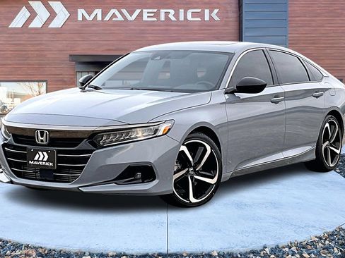 Used 2022 Honda Accord Sport image 3