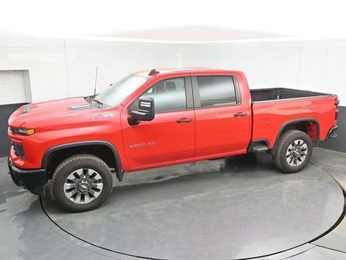 Used 2024 Chevrolet Silverado 2500 Custom w/ Custom Value Package AWD/4WD image 22