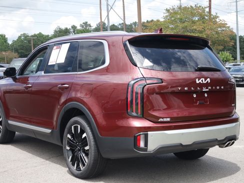 Used 2023 Kia Telluride SX Prestige AWD/4WD image 3