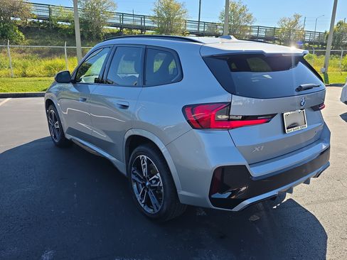 Used 2025 BMW X1 xDrive28i w/ M Sport Package image 4