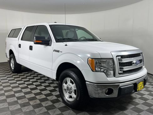 Used 2014 Ford F150 XLT w/ Equipment Group 301A Mid RWD image 3