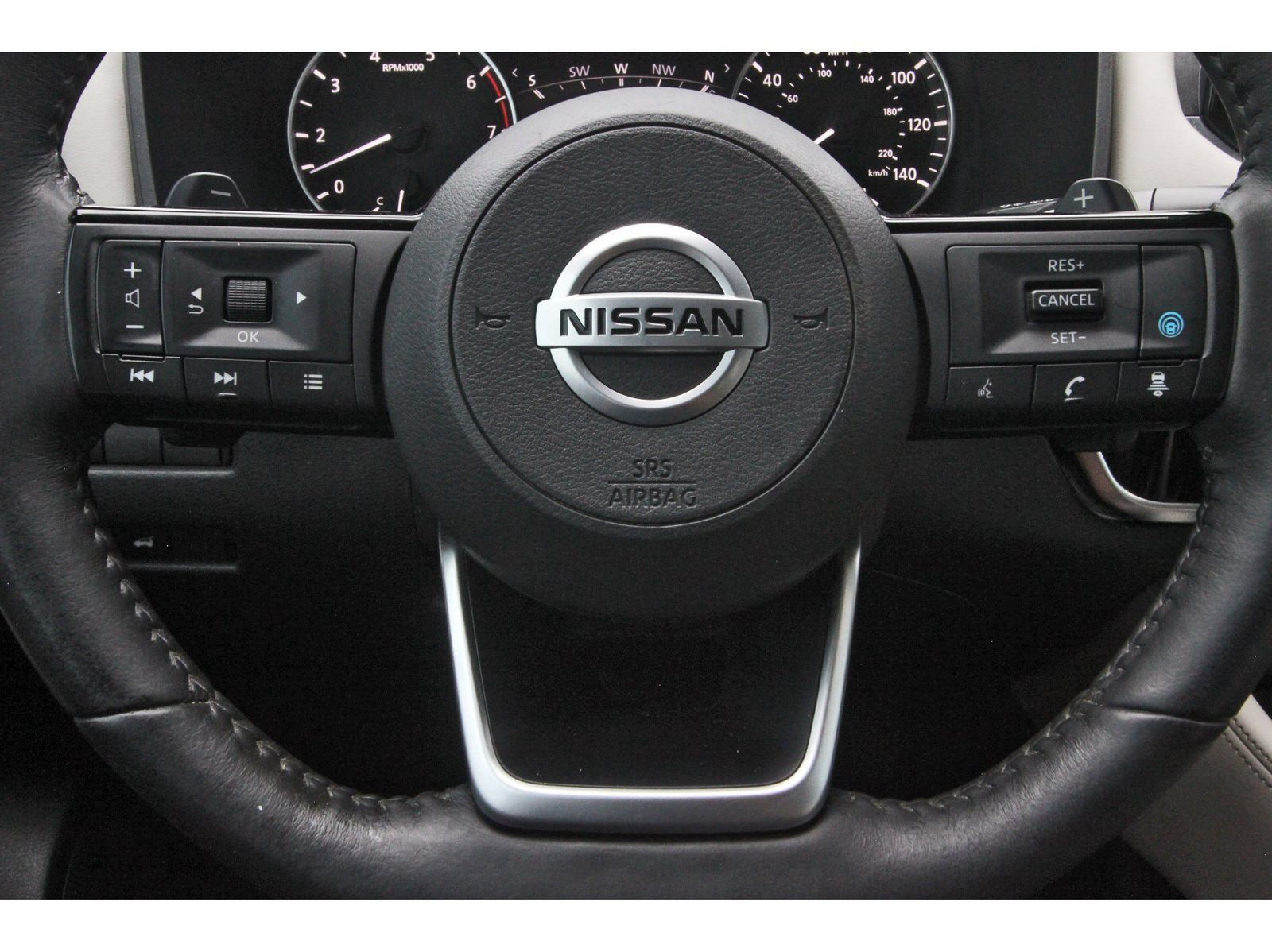 Used 2021 Nissan Rogue SL w/ Premium Package FWD image 17