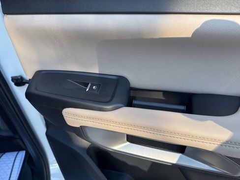 New 2025 Ford Ranger Lariat w/ FX4 Off-Road Package image 12