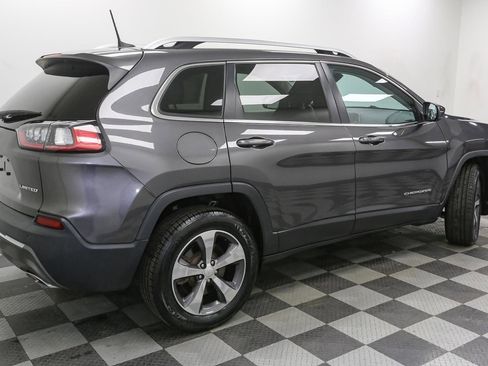 Used 2020 Jeep Cherokee Limited image 10