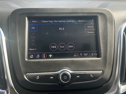 Used 2022 Chevrolet Equinox LT image 25