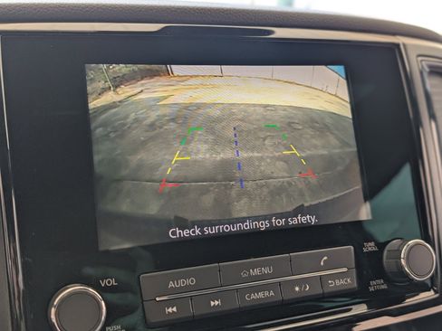 Used 2024 Nissan Titan SV w/ SV Bronze Edition Package image 26