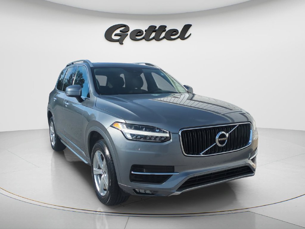Used 2017 Volvo XC90 T5 Momentum AWD/4WD image 3