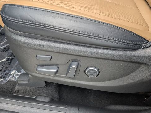 Used 2023 Hyundai Santa Fe Calligraphy FWD image 8