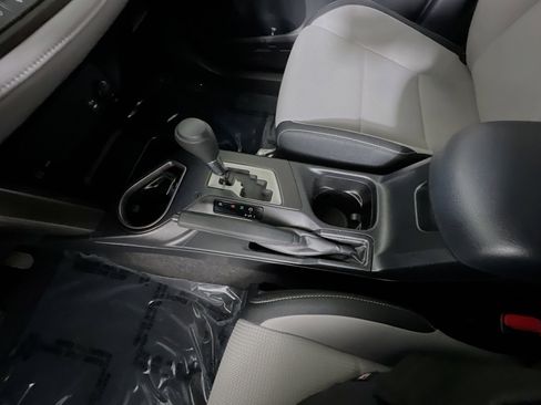 Used 2018 Toyota RAV4 XLE image 25