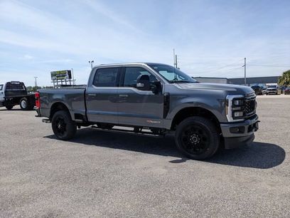 New 2026 Ford F250 Lariat w/ Black Appearance Package