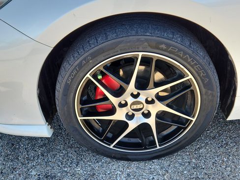 Used 2016 Toyota Camry XLE image 7