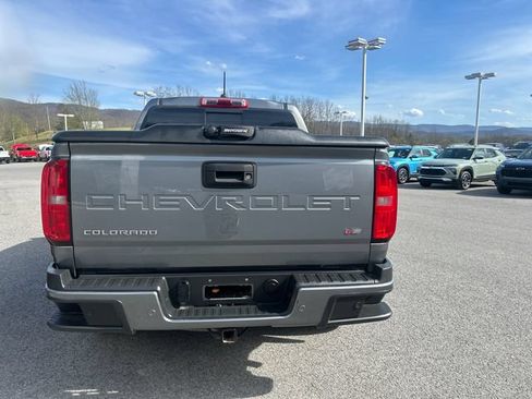 Used 2021 Chevrolet Colorado Z71 AWD/4WD image 4