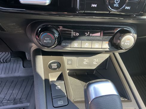 Certified 2026 Nissan Kicks SV FWD image 19