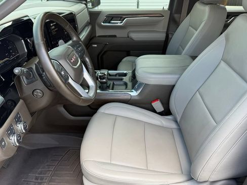 Used 2023 GMC Sierra 1500 SLT w/ SLT Premium Package AWD/4WD image 16