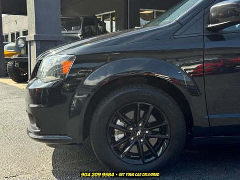 Used 2019 Dodge Grand Caravan GT FWD image 13