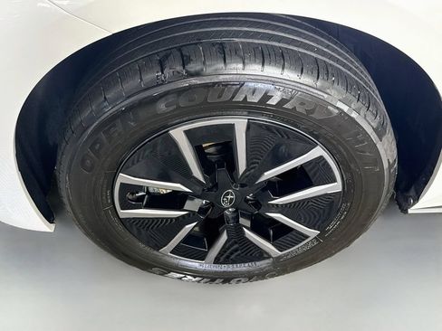 Used 2026 Subaru Solterra AWD/4WD image 4
