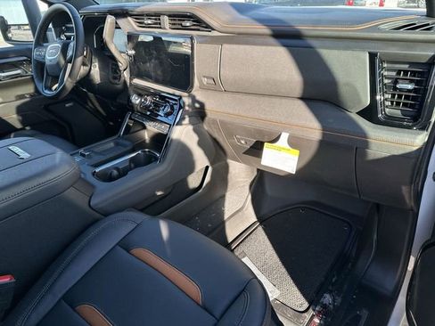 New 2026 GMC Sierra 2500 AT4 w/ Max Trailering Package image 29