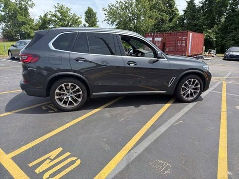 Used 2021 BMW X5 xDrive40i w/ Convenience Package AWD/4WD image 5