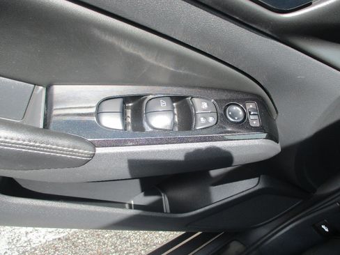 Used 2024 Nissan Altima 2.5 SL image 15