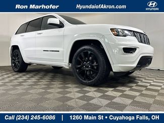 Used 2020 Jeep Grand Cherokee Altitude AWD/4WD video 1