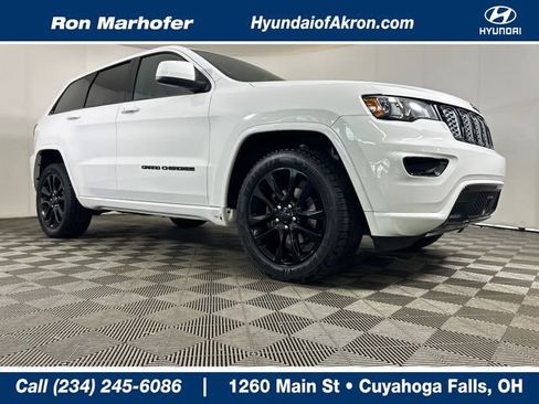 Used 2020 Jeep Grand Cherokee Altitude AWD/4WD image 1