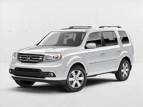 Used 2013 Honda Pilot Touring image 1