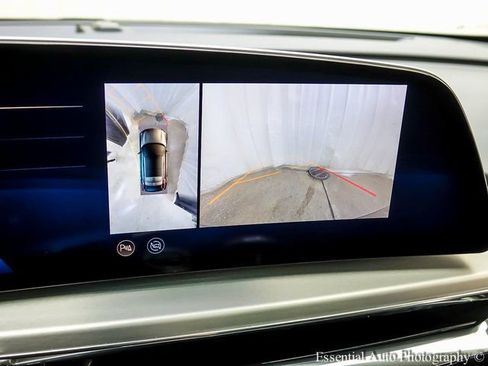 New 2025 Cadillac Lyriq Luxury w/ LPO, Floor Liner Package image 16