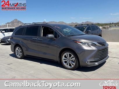 Used 2023 Toyota Sienna Platinum