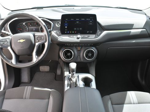 Used 2023 Chevrolet Blazer LT image 12