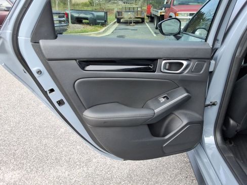 Used 2024 Honda Civic Sport Touring image 17