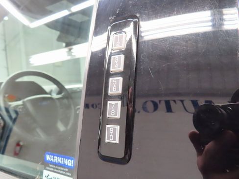 Used 2018 Ford F150 XLT w/ Equipment Group 301A Mid image 46