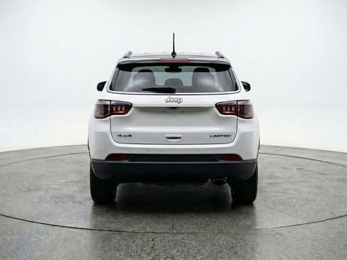 Used 2025 Jeep Compass Limited AWD/4WD image 7