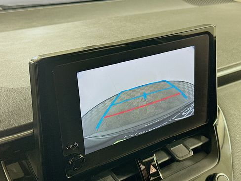 Used 2023 Toyota Corolla LE image 22