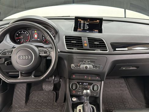 Used 2018 Audi Q3 2.0T Premium Plus w/ S Line Competition Package image 9