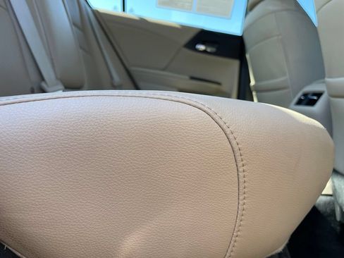 Used 2015 Honda Accord EX-L image 36