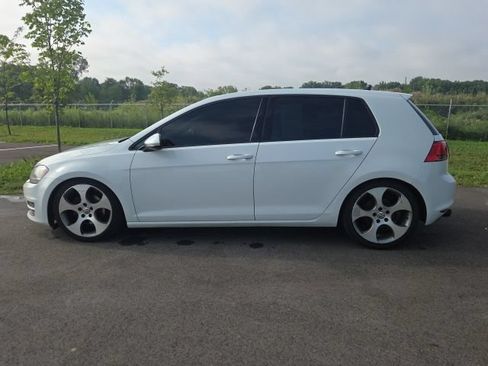 Used 2015 Volkswagen Golf S FWD image 14
