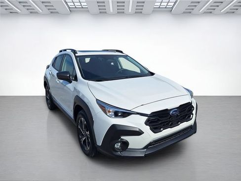 Used 2025 Subaru Crosstrek 2.5i Premium AWD/4WD image 2