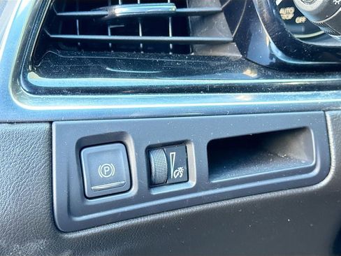 Used 2023 Cadillac XT6 Luxury image 10