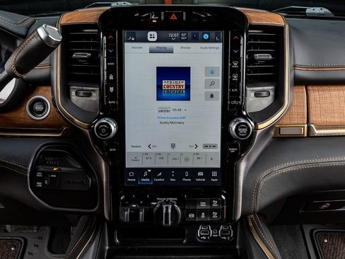 Used 2024 RAM 2500 Limited w/ Safety Group image 24