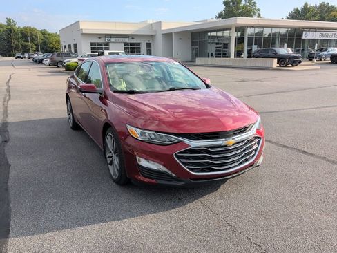 Used 2019 Chevrolet Malibu Premier w/ Sun and Wheel Package FWD image 1
