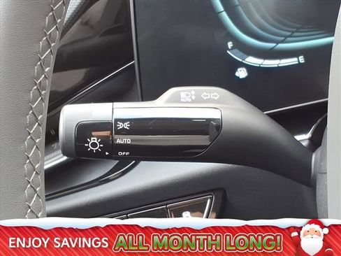 Used 2024 Kia Niro EX image 30