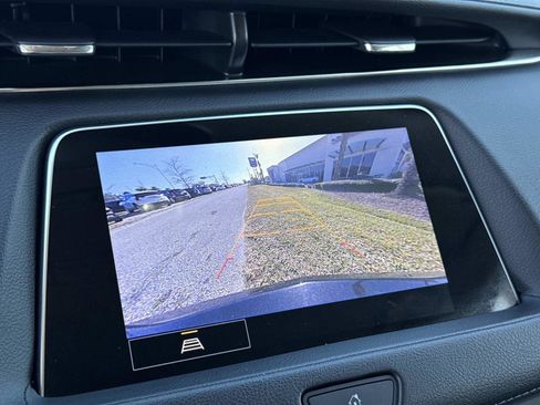 Used 2022 Cadillac XT4 Premium Luxury w/ Safety Alert Package image 29