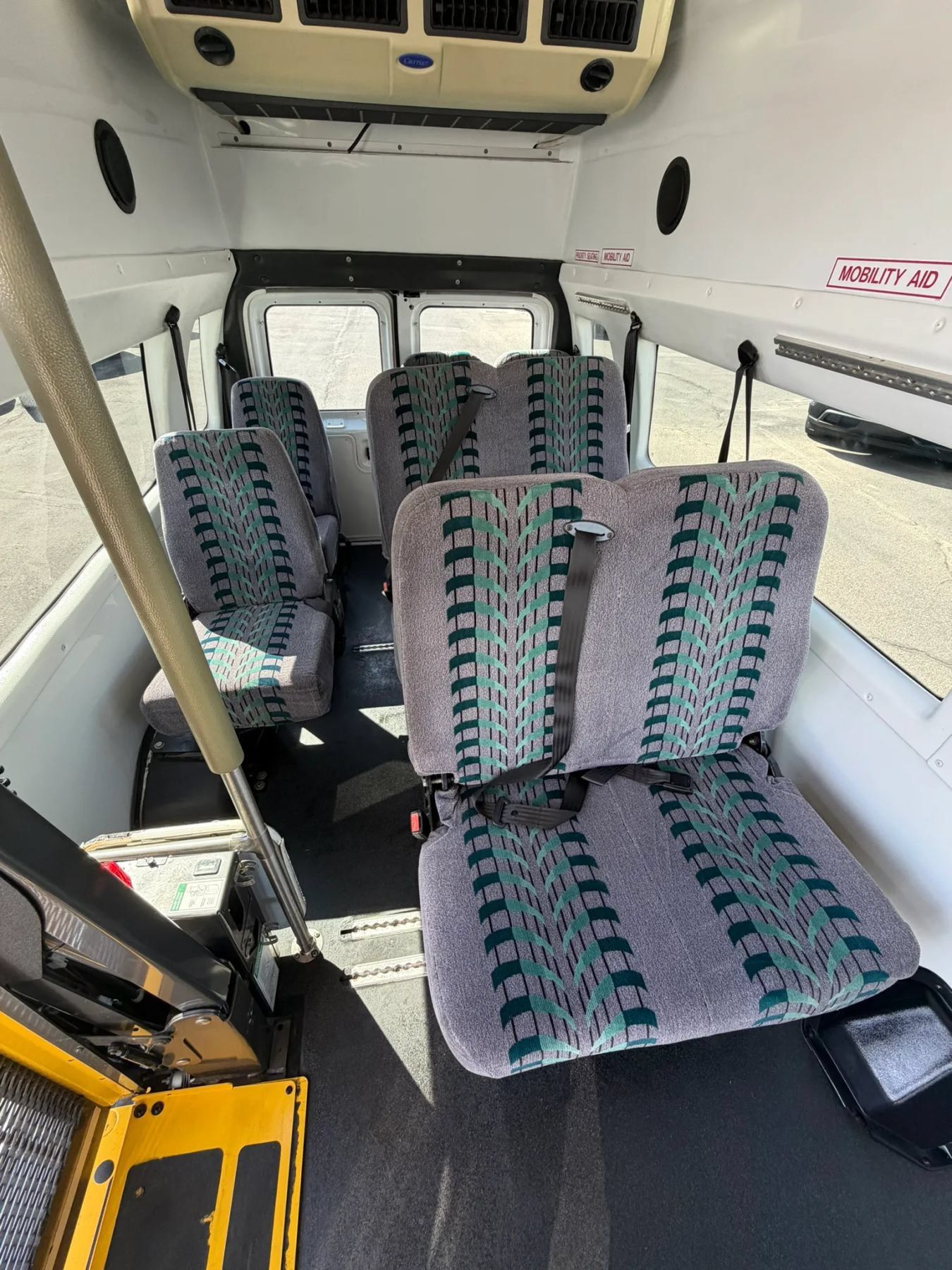 Used 2011 Ford E-350 and Econoline 350 Extended Super Duty RWD image 20