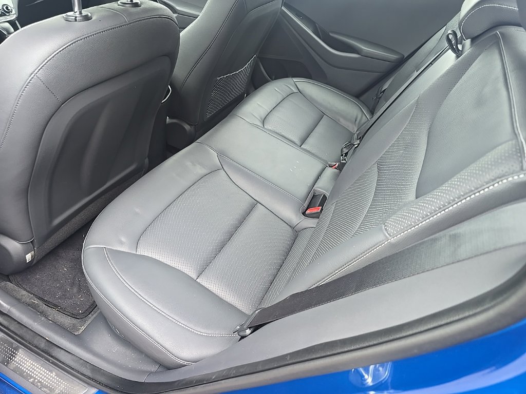 Used 2018 Hyundai Ioniq Limited w/ Limited Ultimate Package 03 FWD image 11