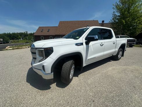 Used 2024 GMC Sierra 1500 SLE AWD/4WD image 1
