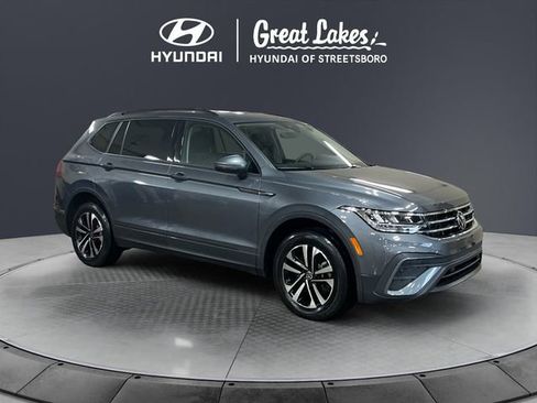 Used 2024 Volkswagen Tiguan S image 8