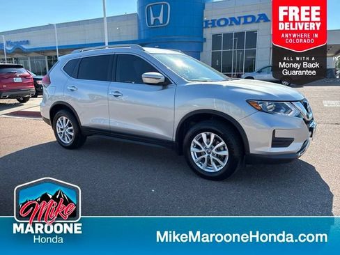 Used 2017 Nissan Rogue SV AWD/4WD image 1