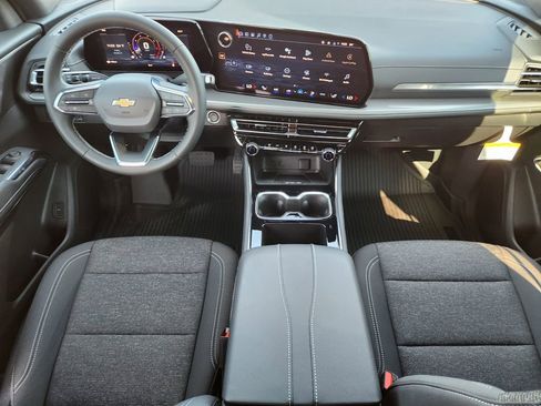New 2026 Chevrolet Traverse LT w/ Driver Confidence Package image 18